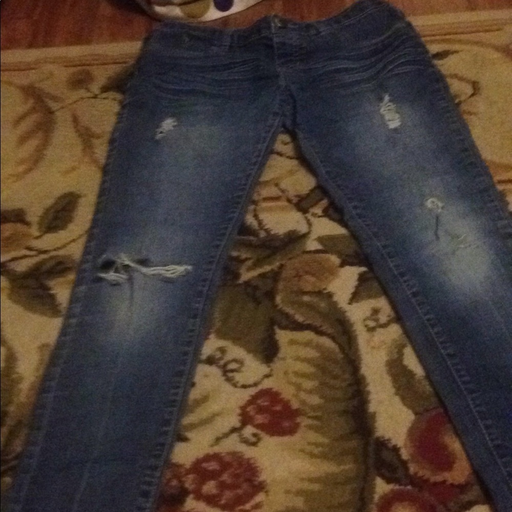 Ripped jeans